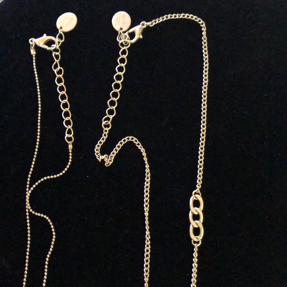 Bala Booste’ 2 feminine necklaces that layer, gold tone - Picture 7 of 9